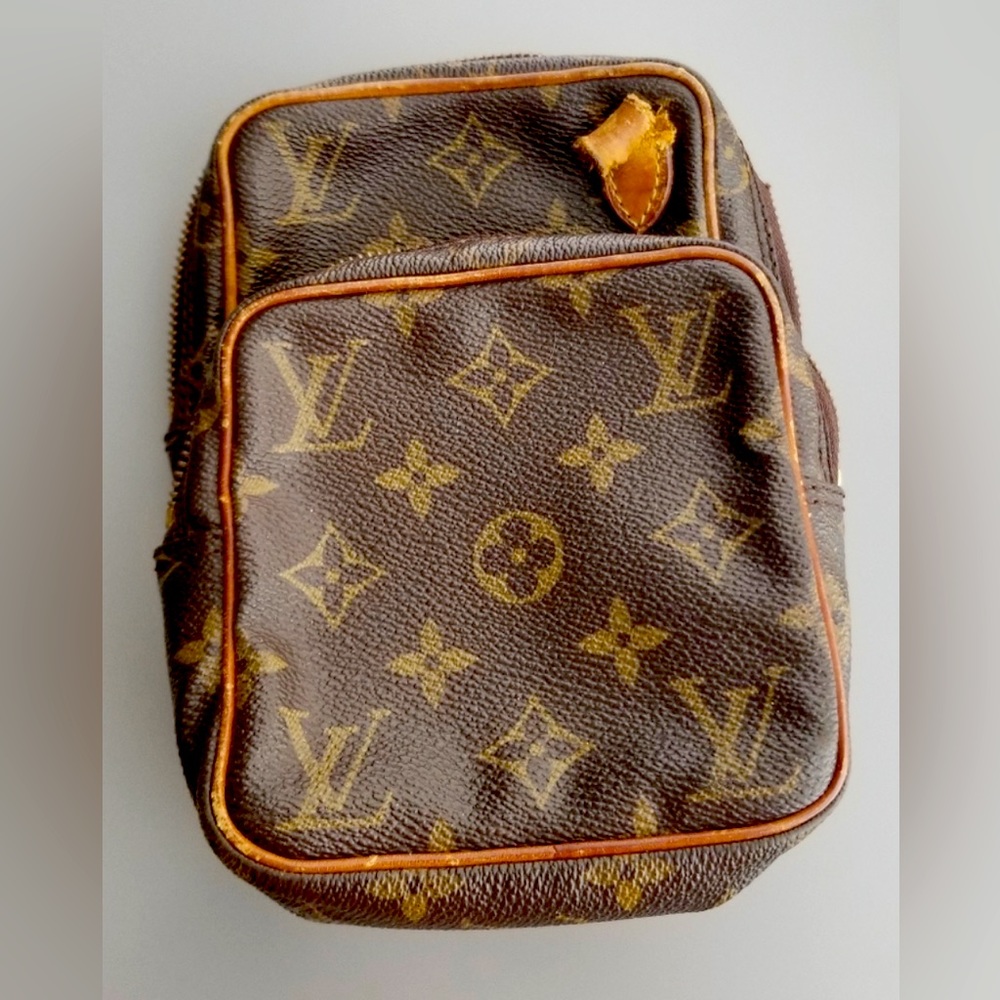 Louis Vuitton LV monogram crossbody